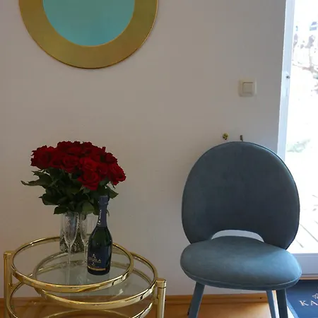 Kaiserperle Mit Balkon Direkt Am 公寓 吕贝克