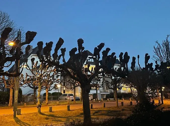 Kaiserperle Mit Balkon Direkt Am Lubecca