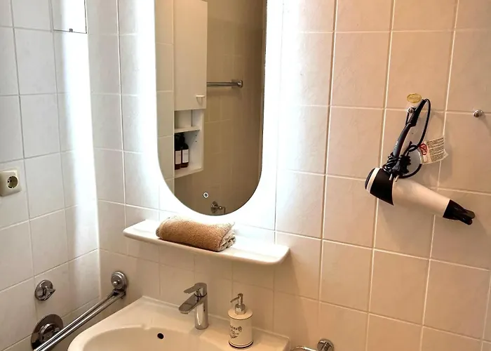 Appartamento Kaiserperle Mit Balkon Direkt Am Lubecca